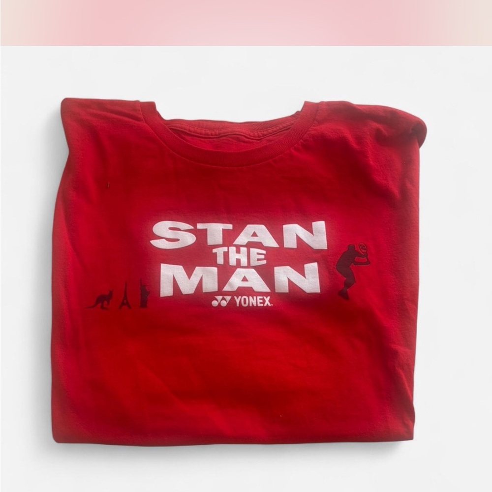Rare Yonex "Stan The Man" Red T-Shirt - Limited Edition Stan Wawrinka Design